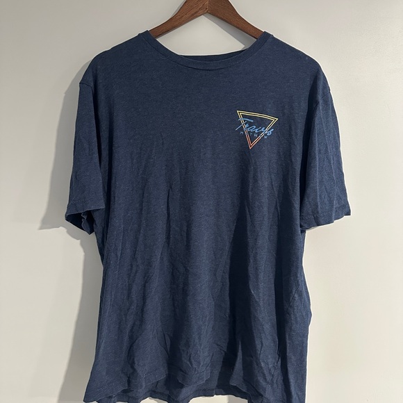 Travis Mathew Other - Travis Mathew Navy Tee with Triangle Graphic